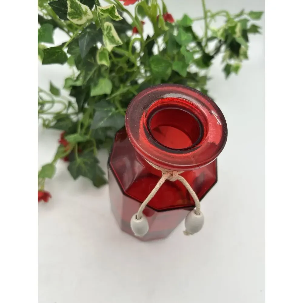 Pier One Vintage Bud Vase. Red Small Size